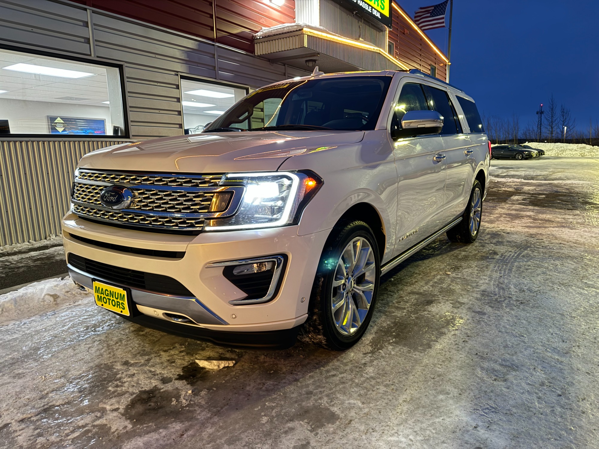 photo of 2019 Ford Expedition MAX Platinum 4WD